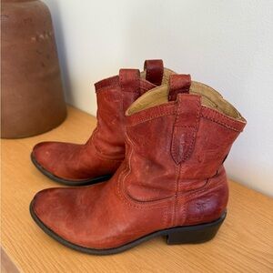 Women’s Frye Boots - 7.5